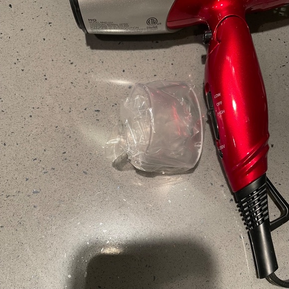 MHD 1875 watt ceramic dual voltage travel dryer - Picture 6 of 6